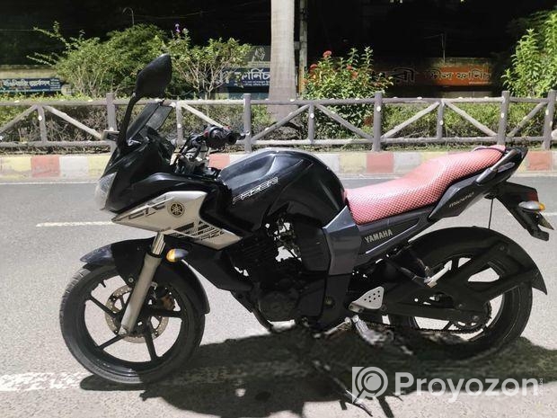 Yamaha FZ 2011