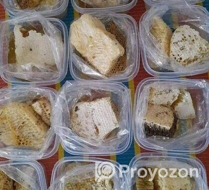 প্রাকৃতিক চাকের মধু