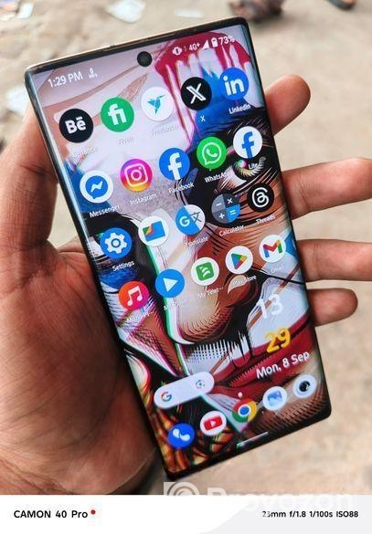 Fujitsu arrows F52A (Used)