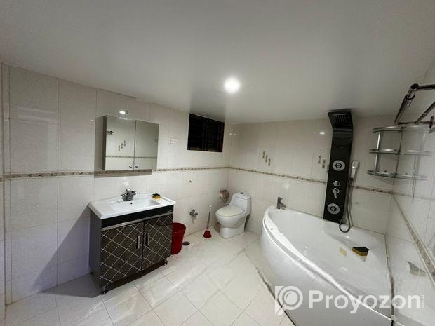 6-bedroom Luxurious Fully Furnished Duplex Apartment Available Fo