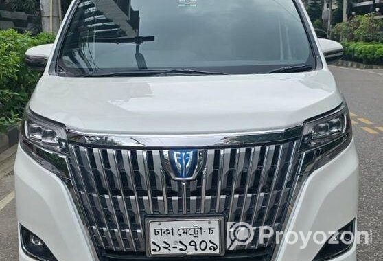 Toyota Esquire 2018