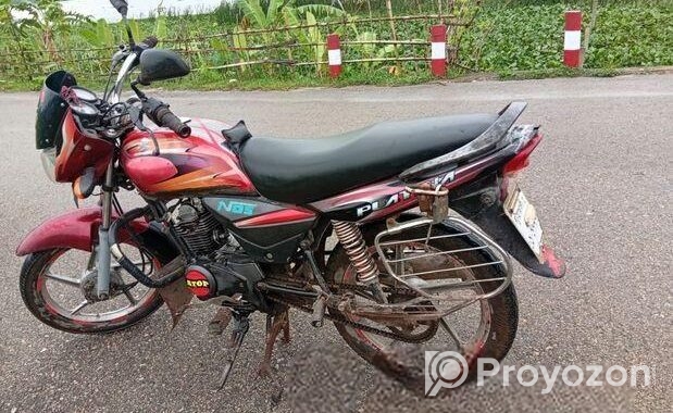 Bajaj Platina 100 . 2025
