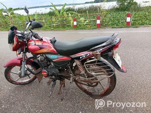 Bajaj Platina 100 . 2025