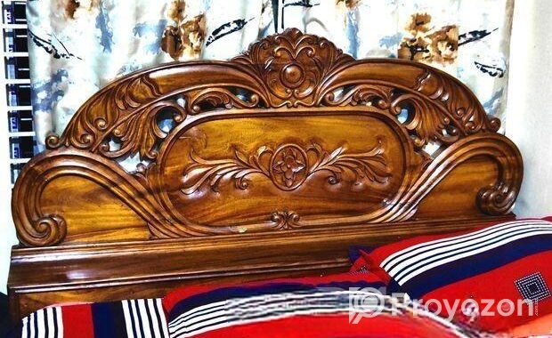 ডাবল বেড! মেহগনি কাঠের তৈরি। Urgent sell