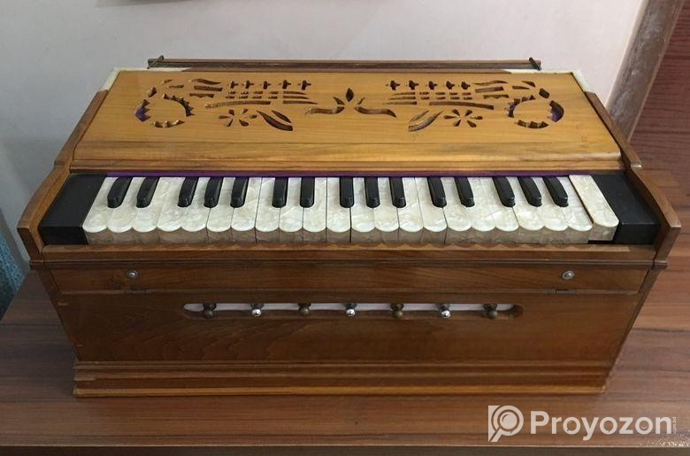 𝐇𝐚𝐫𝐦𝐨𝐧𝐢𝐮𝐦 𝐟𝐨𝐫 𝐒𝐚𝐥𝐞!