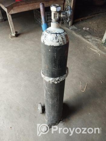 অক্সিজেন সিলিন্ডার