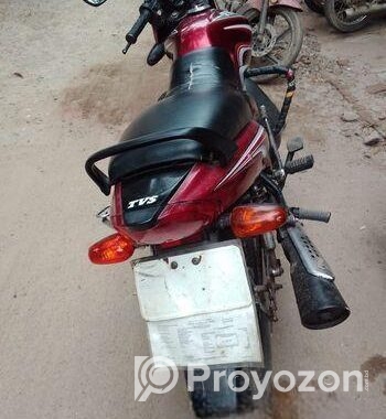 TVS Metro . 2005