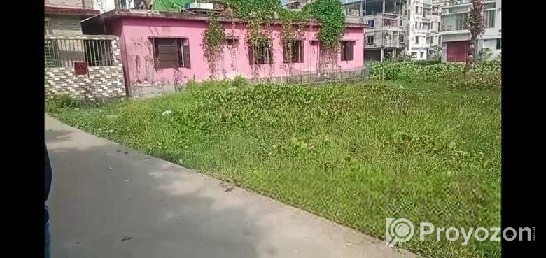 জমি বিক্রি করা হবে