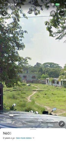 লিলি হলের মোড় সংলগ্ন প্রধান সড়কের কাছেই একটি জমি বিক্রি হবে।