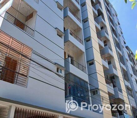 1100 sft. Ready Flat for sale @ North side of Shah