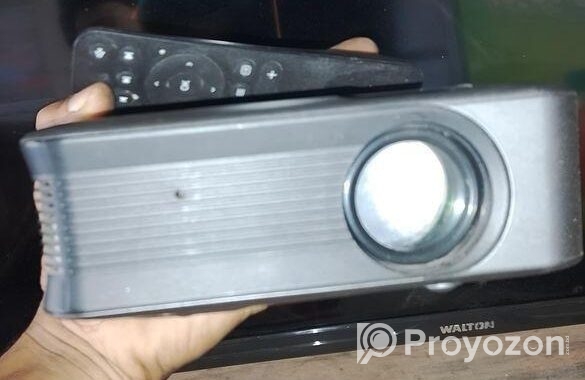 প্রজেক্টর