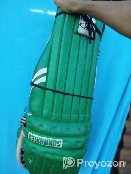 ক্রিকেট সরঙ্জাম