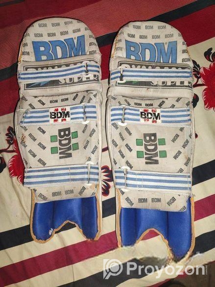 টাকার খুবই প্রয়োজন