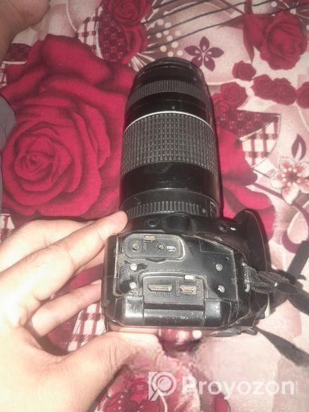 DSLR Camera cannon 600D