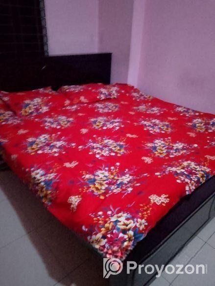 6/7ft 3 Person Solid Wood Bed