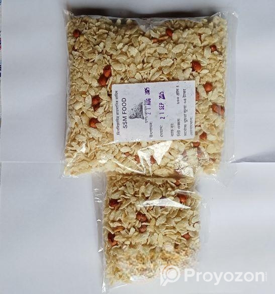 চিড়া, বাদাম, ড্রাই ফ্রুটস।