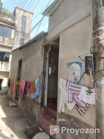 আগ্রাবাদ বেপাড়ীপাড়াস্থ দ্বিতীয় তলায় গোড়াউন/অফিস/গুদামঘর ভাড়া দেওয়