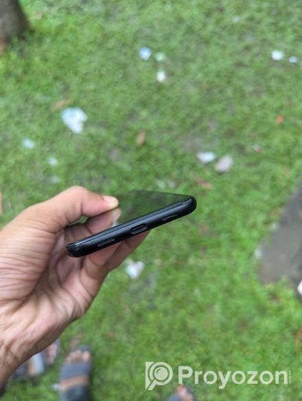 Google Pixel 4a . (Used)