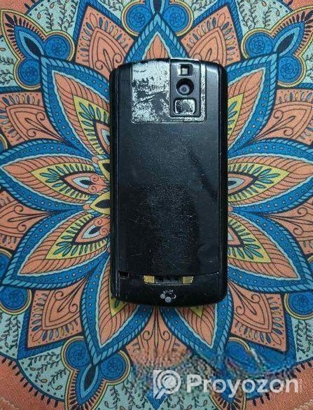 Blackberry Pearl 8100 (Used)