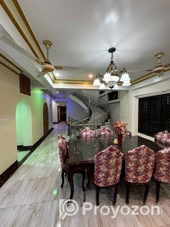 6-bedroom Luxurious Fully Furnished Duplex Apartment Available Fo