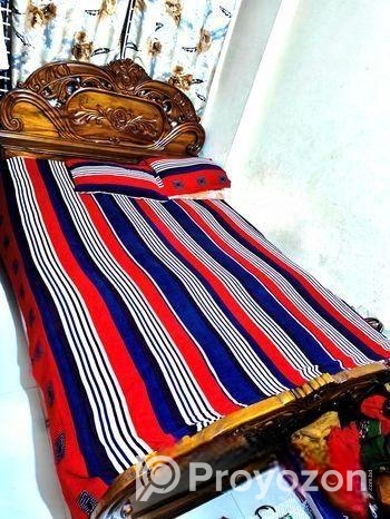 ডাবল বেড! মেহগনি কাঠের তৈরি। Urgent sell