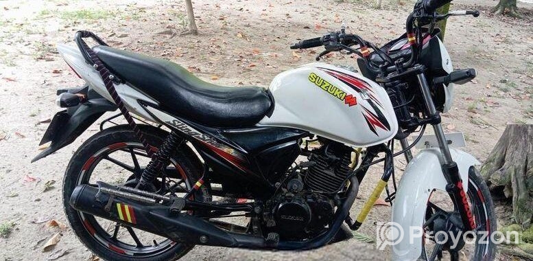 Suzuki Slingshot Plus . 2015
