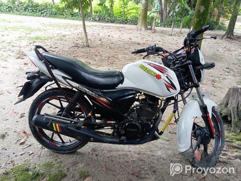 Suzuki Slingshot Plus . 2015