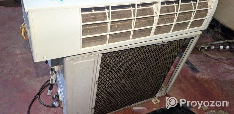 Super general 1.5 ton Running ac (one year used)