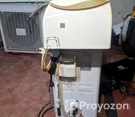 Super general 1.5 ton Running ac (one year used)