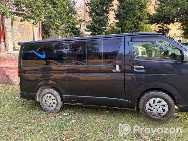 Toyota Hiace Supper GL 2012