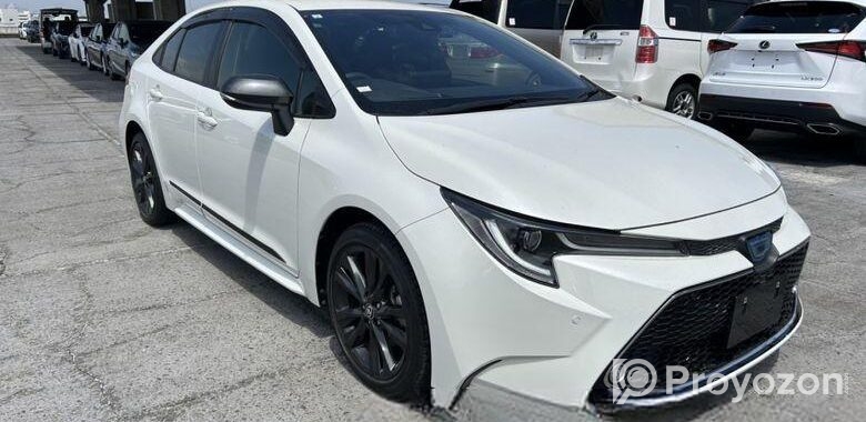 Toyota Corolla WXB Pearl 4/11000 km 2021