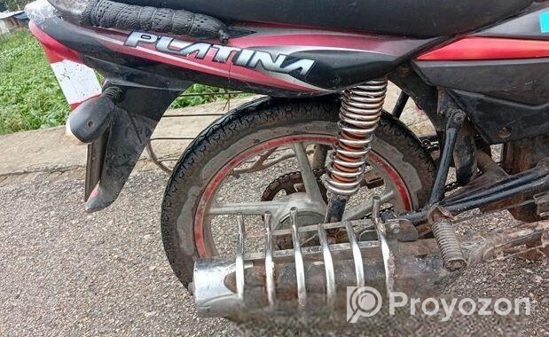 Bajaj Platina 100 . 2025