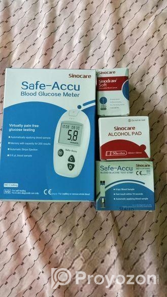 ডায়বেটিস মাপার মেশিন।