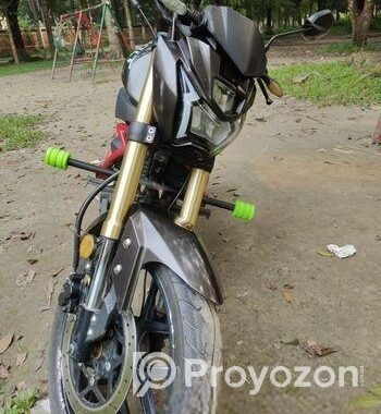 Runner Bolt 165R . 2021