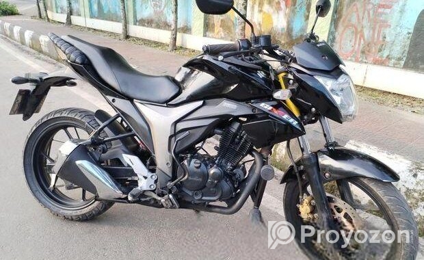 Suzuki Gixxer , 2022