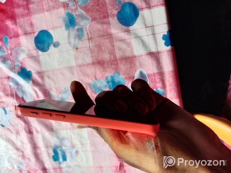 Apple iPhone 6 . (Used)