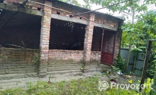 জরুরি প্রোয়জনে ৬ শত জমি বিক্রি করা হবে বাড়ি করার জন্য