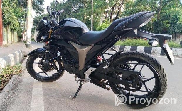Suzuki Gixxer , 2022