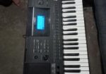Yamaha Keyboard E453