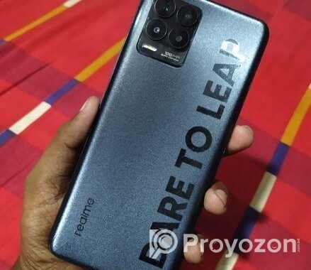Realme 8 Pro 6-128 (Used)