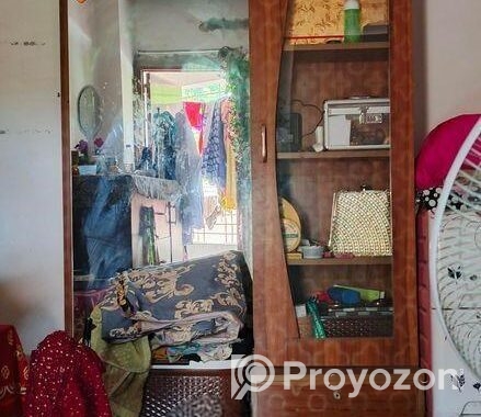 ড্রেসিং টেবিল