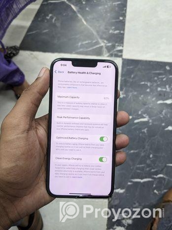 Apple iPhone 13 18.6 (Used)