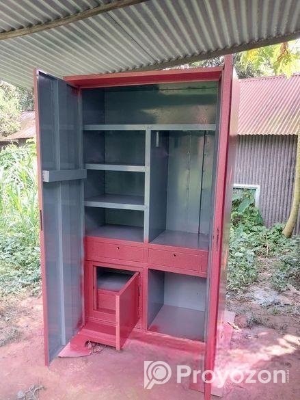 আলমারি,,, কাপর চোপর রাখার