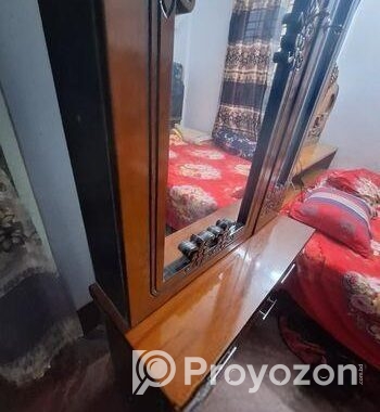 Dressing table for sell