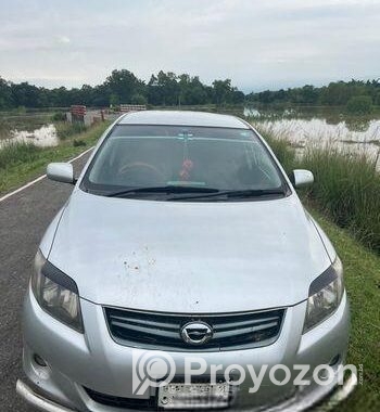 Toyota Axio . 2011