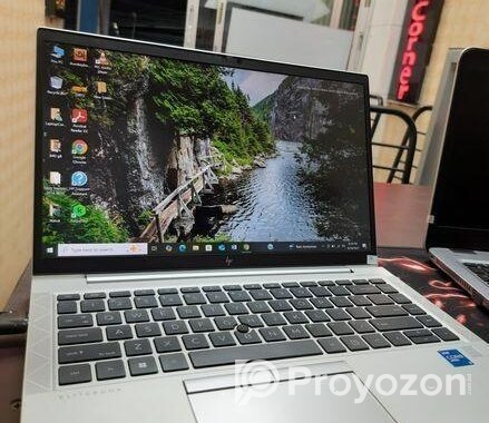 INTEL IRIS XE HIGH QUALITY GRAPHICS** 11TH GENERATION** 256/16GB