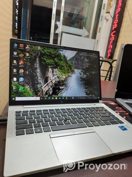 INTEL IRIS XE HIGH QUALITY GRAPHICS** 11TH GENERATION** 256/16GB