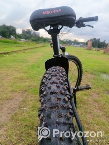 Saracen Tufftrax Comp Disc 27.5er Upgraded (2016)