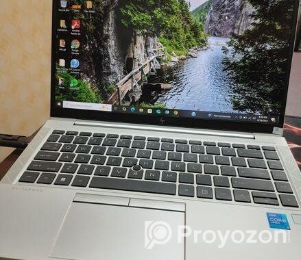 INTEL IRIS XE HIGH QUALITY GRAPHICS** 11TH GENERATION** 256/16GB