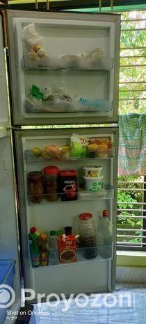 ফ্রিজ বিক্রি করা হবে।